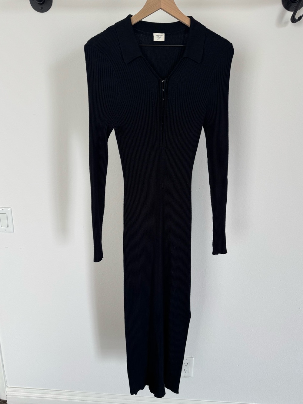 Abercrombie and Fitch Black Ribbed Long-Sleeve Collared Maxi Dress Large Tall